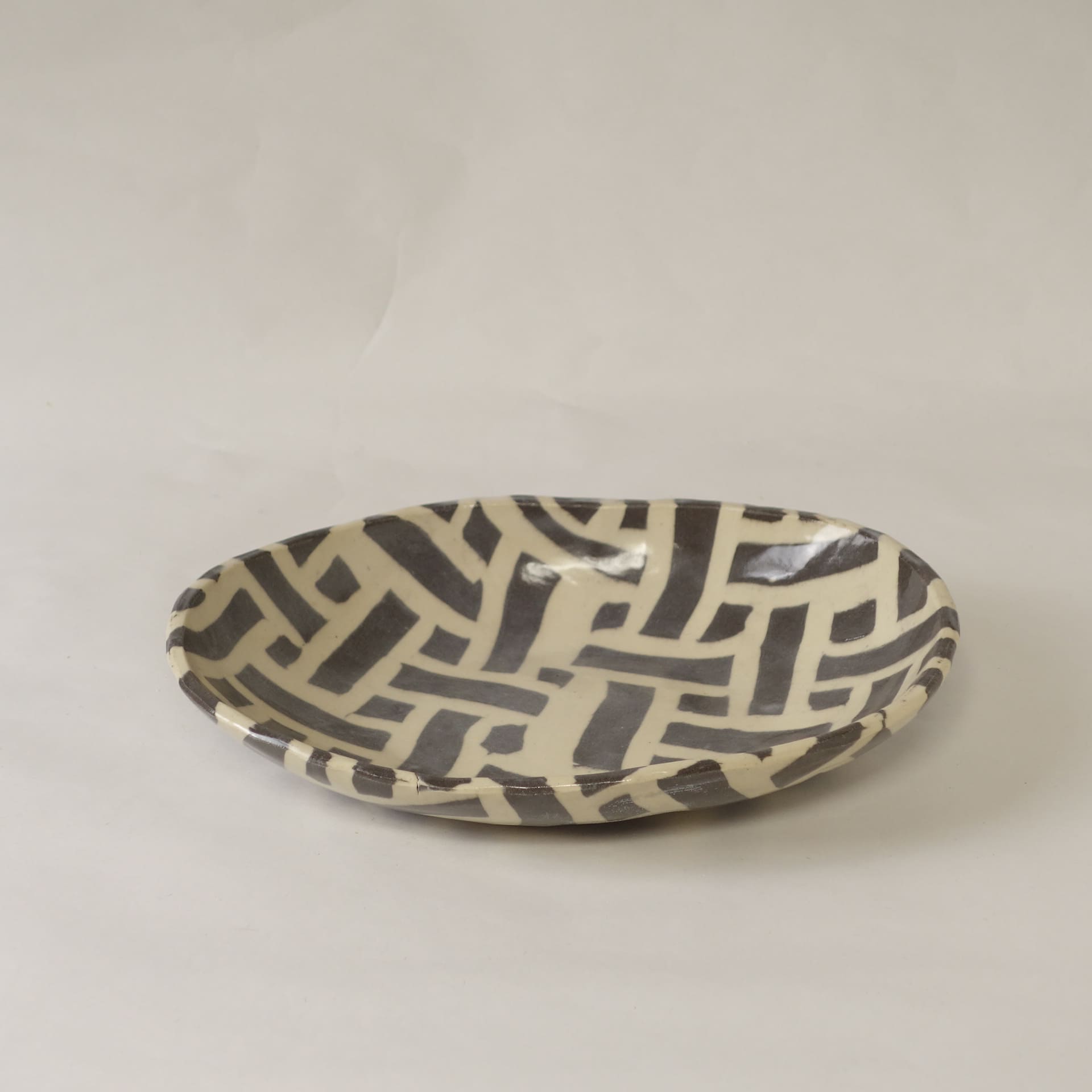 Outlet 2 - Nerikomi pottery bowl, Handmade Oval Bowl Black and White - Image 2