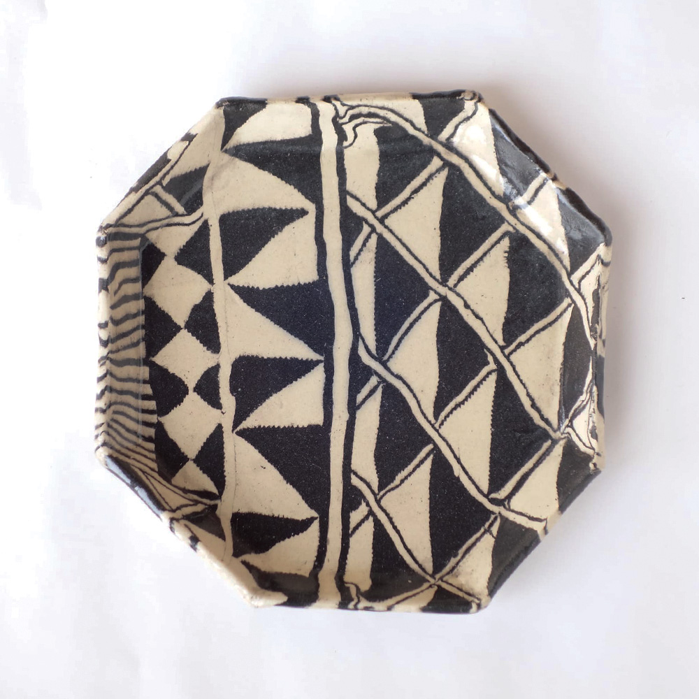 Outlet 12 - Nerikomi pottery plate, Octagonal, Kuba Cloth Pattern